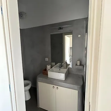 Thea Vouno Agia Pelagia (Kythira)