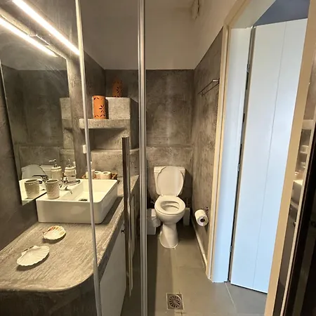 Thea Vouno Agia Pelagia (Kythira)