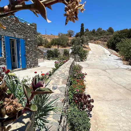 Thea Vouno Agia Pelagia (Kythira)